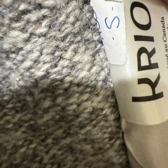 Krio Wool and Fur Coat - Picture 8 of 12